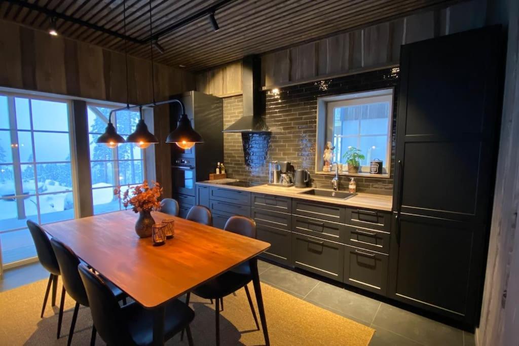 Modern Stuga Med Ski Lodge Kaensla Järvsö Kültér fotó